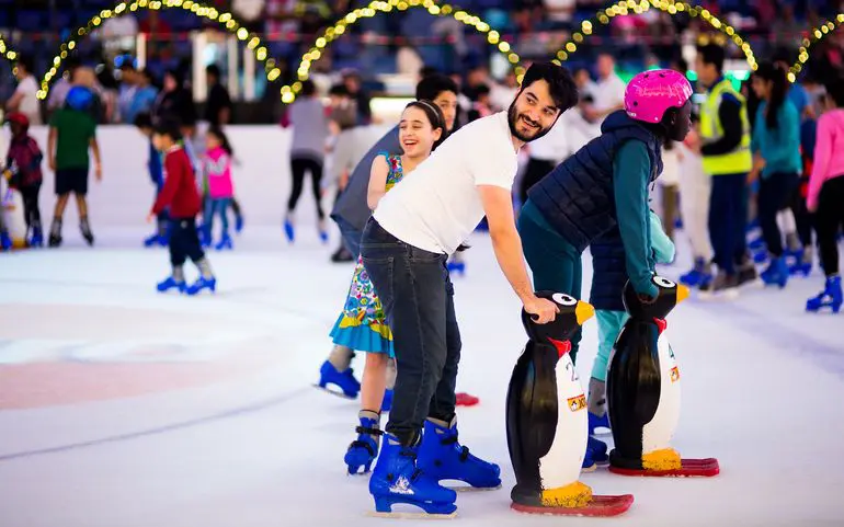  زمین یخی Dubai Ice Rink